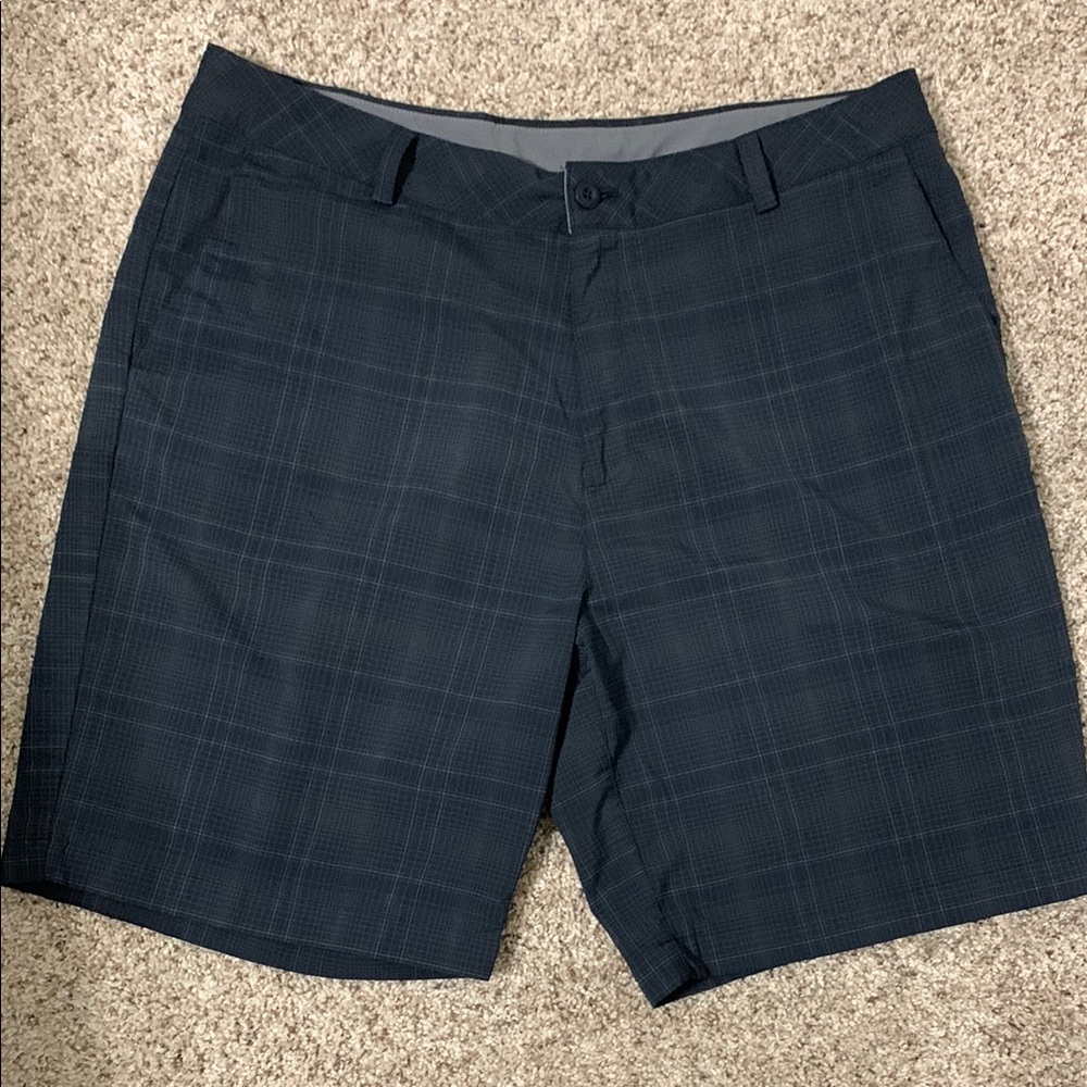 Under Armour Black/Gray Plaid Flat Front Shorts